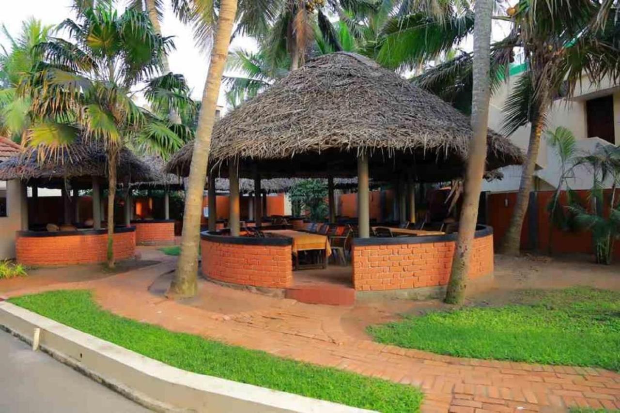 Seaface Beach Resort Kovalam Exterior photo